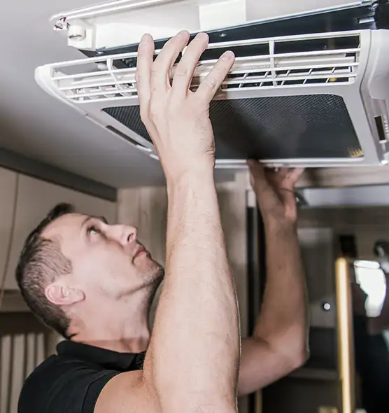  Professional Licensed And Insured Cleaners in Danville, IL